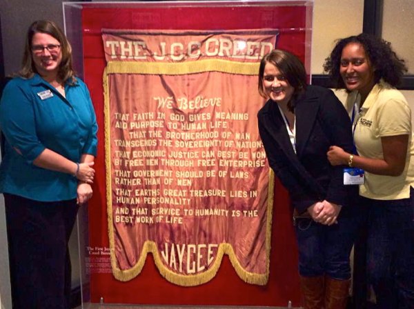 Local Presidents Visit the Original Creed on Display at JCI HQ in St. Louis