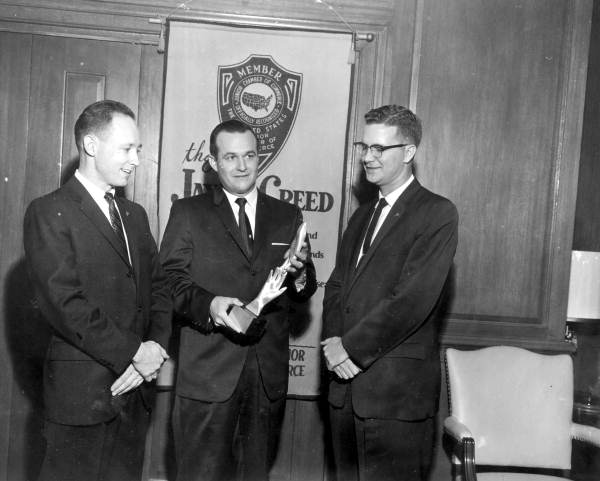 Commissioner of Agriculture Doyle E. Conner receiving “Jayson” trophy – Tallahassee.
